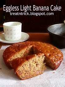 Eggless light Banana Cake Recipe @ http://treatntrick.blogspot.com