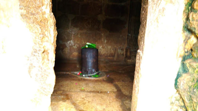 kukarramath temple shivling  dindori