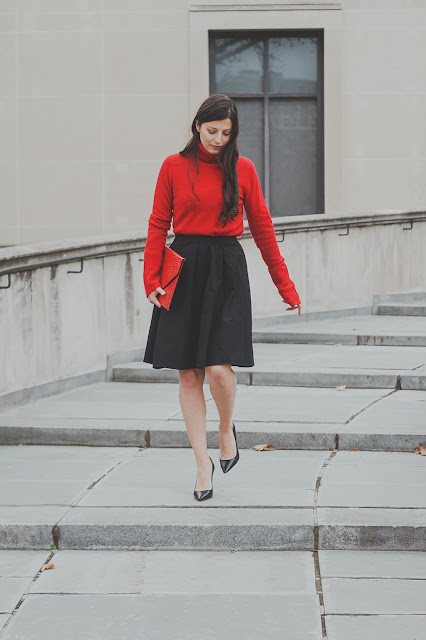 kathryn stabile, meryl franzos, red turtleneck, christmas outfit