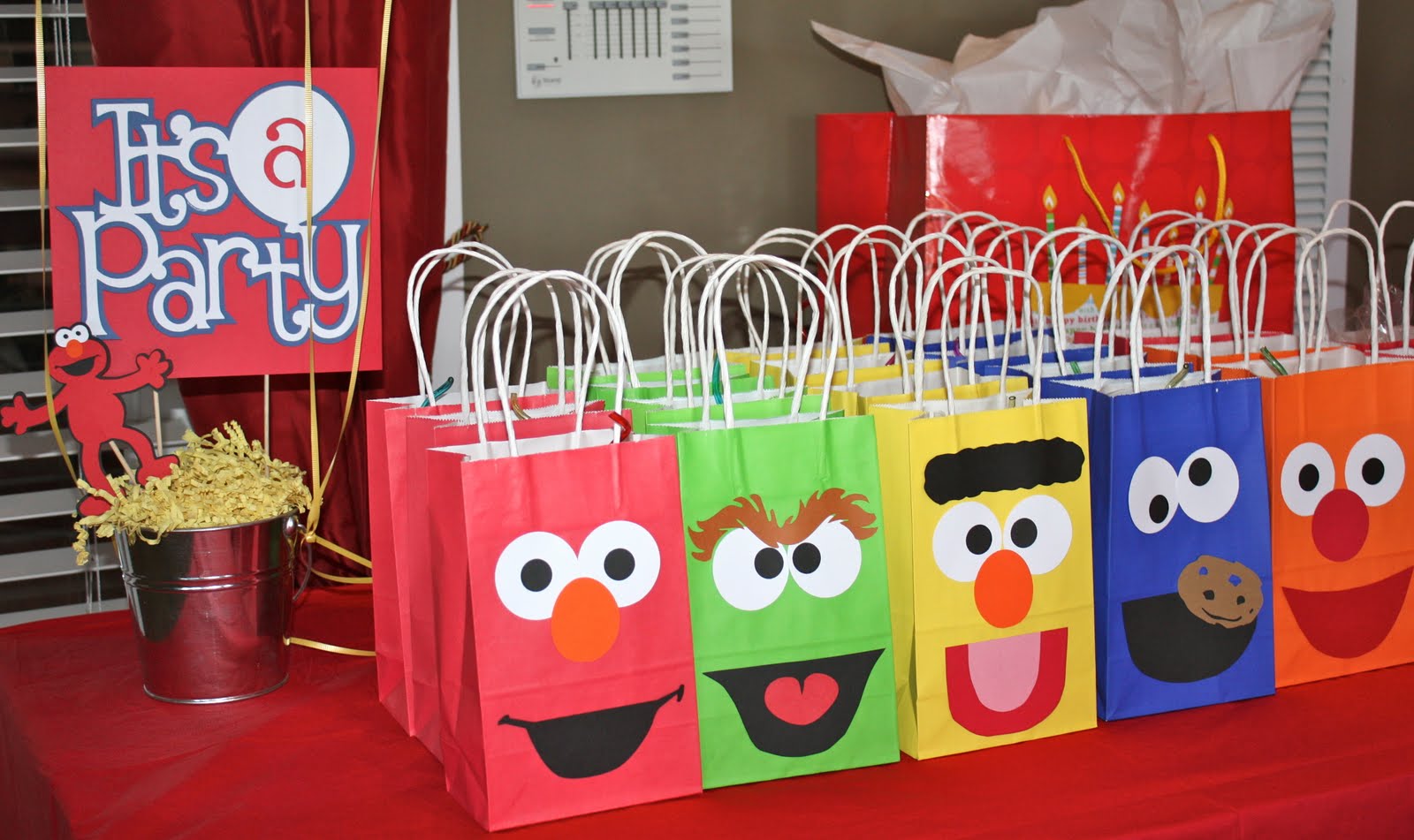 Elmo Decoration Ideas