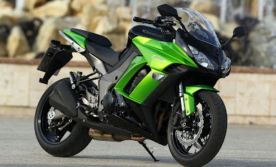 Kawasaki,stunt bikes,bikes,latest model bikes