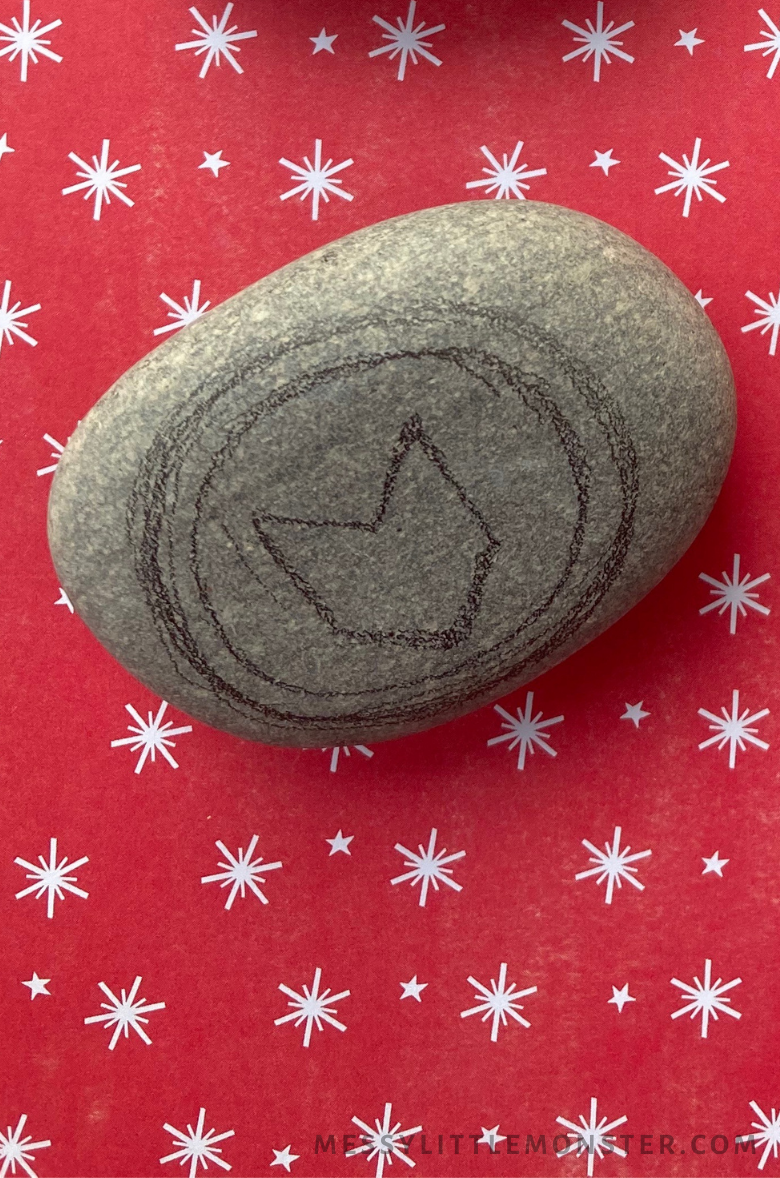 Hawkeye Craft - Superhero rock painting