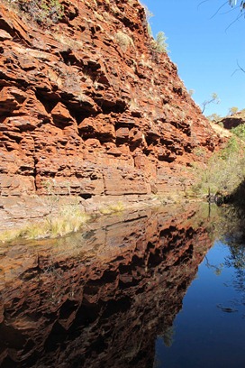 2010.05.25 at 12h00m23s - Hancock Gorge