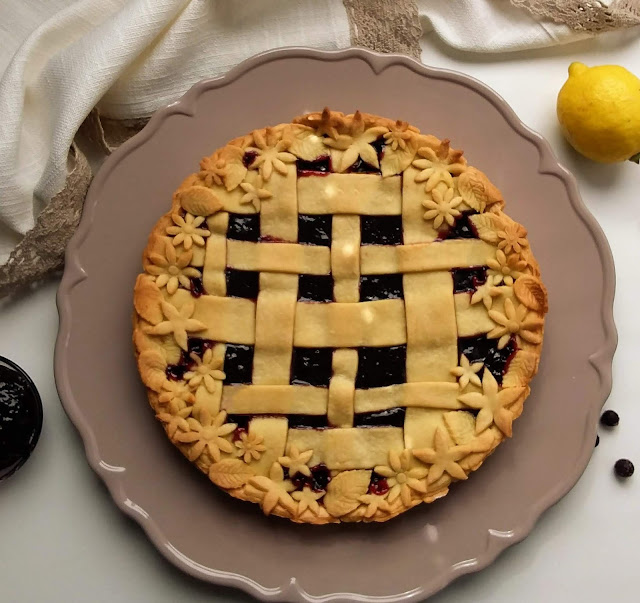 crostata, frolla senza burro, frolla con olio, ricette, ricette light, crostata allla marmellata, ribes neri, merenda, colazione, torte