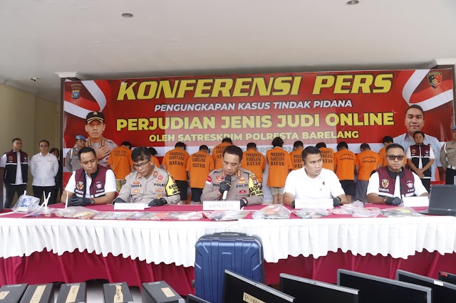 Satreskrim Polresta Barelang Meringkus 12 Tersangka Judi Online yang Servernya Tersambung di Kamboja