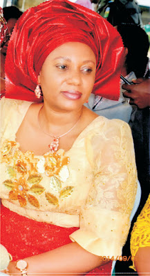 Akwa Ibom First Lady empowers over 200 multiple birth families