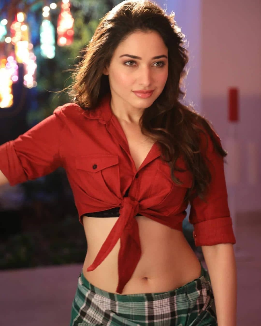 Tamannaah Bhatia Hot and Sexy Pictures - Insta Stars