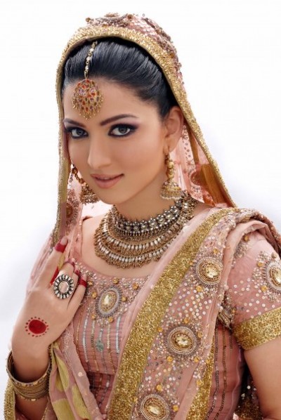 Best Indian Bridal Dresses for Bride