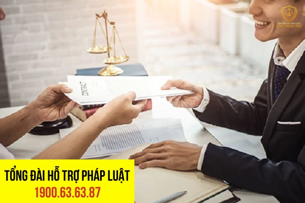 Luật sư bào chữa hành vi liên quan tiền giả