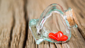 love-hearts-in-the-glass-bottle-pics-imgs