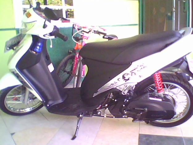 Suzuki spin 125.JPG