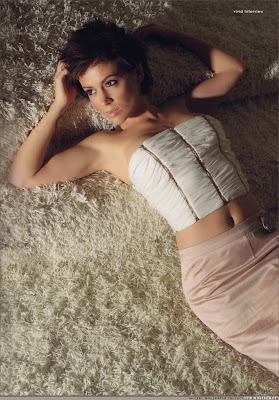 Hollywood Celebrities Photo: Alyssa Milano