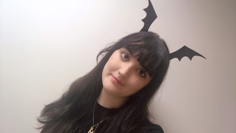 How to Have a Safe and Fun Halloween! – Royals Lesson!