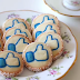 طريقة عمل بسكويت على شكل لايكات فايسبوك , facebook biscuits 