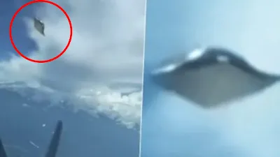 Model films silver diamond shape UFO from aircraft