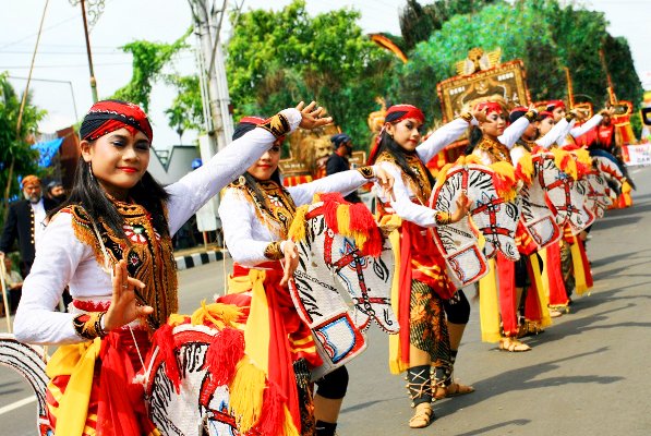 Kebudayaan Jawa Timur FOXDLL