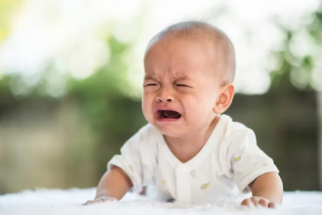 Colic in Infants Marked by Hours-Long Crying: Symptoms, Causes, and Remedies