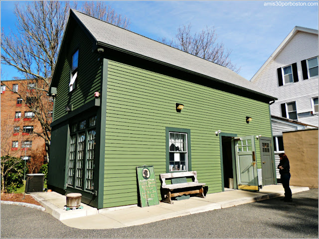 Lizzie Borden Bed & Breakfast Museum: Granero 