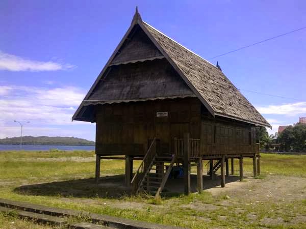  Rumah  Boyang Rumah  Tradisional Sulawesi  Barat 