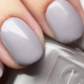 Essie 1125 Without a Stitch