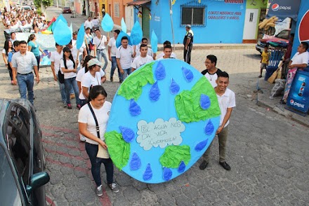 Ambev Centroamérica realiza caminata por El Agua 