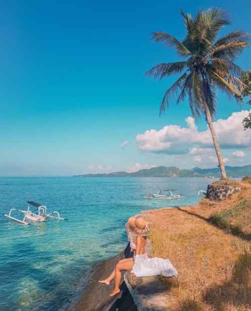 Pesona Wisata Pantai Nyuh Gading Mendira