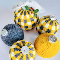 buffalo plaid holiday ornaments knit marie mayhew designs