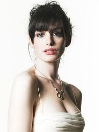 Anne Hathaway Biography on Anne Hathaway Mini Biography And Cute Wallpaper
