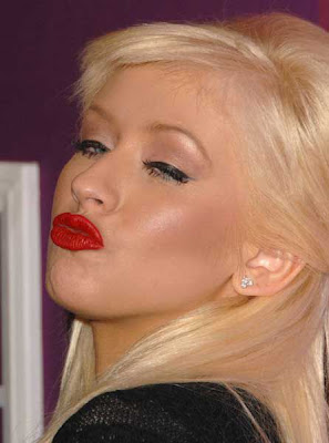 Christina Aguilera - Famous Celebrities duckfaces