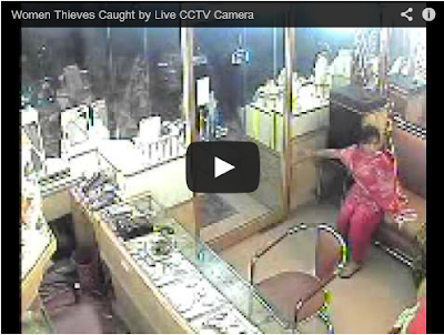 Women Thieves Caught by Live CCTV Camera 