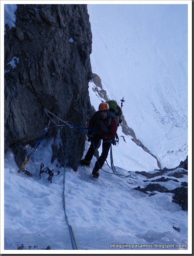 Goulotte Quintana 250m D  75º M4 (Cara Oeste Taillon, Pirineos) (Isra) 8329