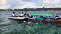 TNI AL Simeulue Berikan Bantuan Sembako Kepada 30 Nelayan Tradisional