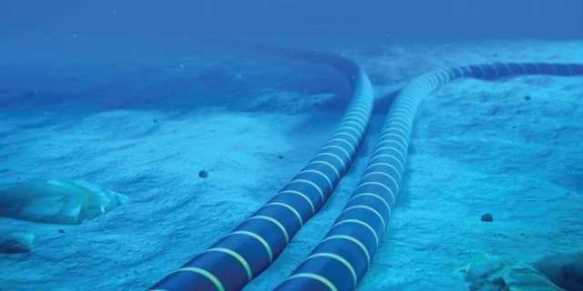 Internet cables in the red sea
