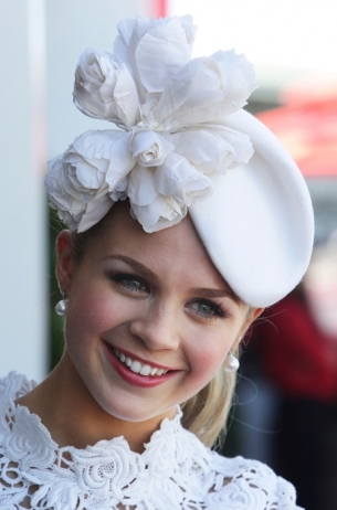 fascinator hairstyles. Side swept hairstyles are