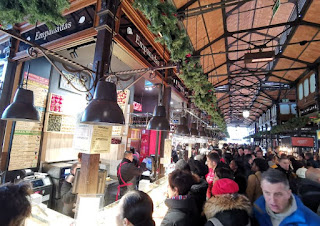 Interior del Mercado de San Miguel de Madrid.