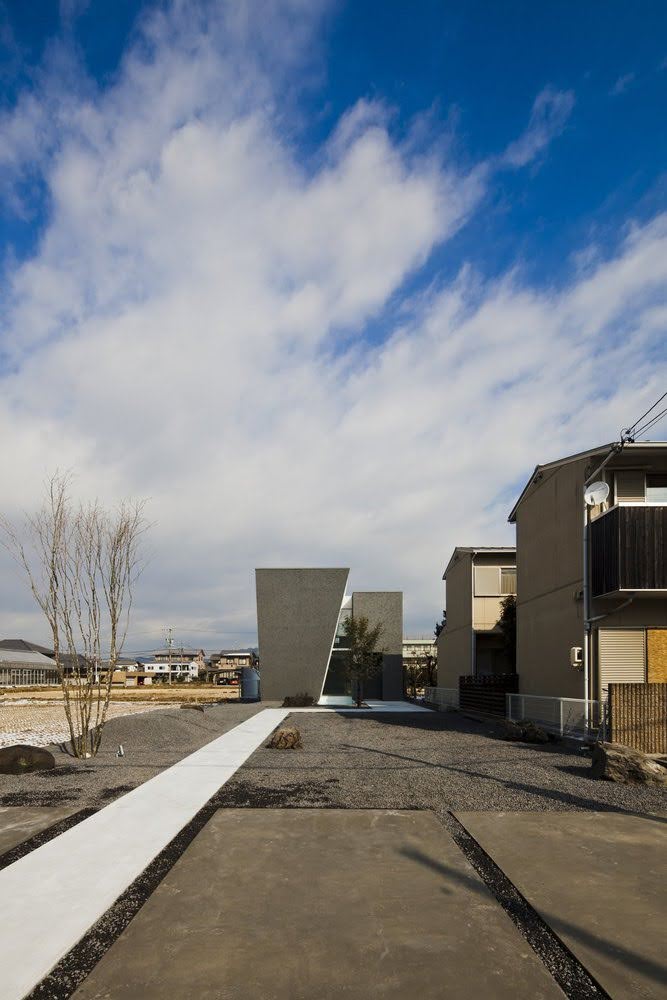 Casa Ginan - Keitaro Muto Architects