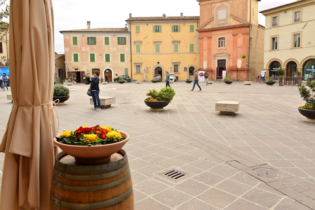 PIAZZA-DEL-COMUNE-MONTEFALCO