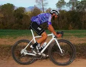 Mattia De Marchi si prepara per la gara gravel The Traka