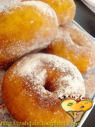 Izah Muffin Lover: Donut Pisang