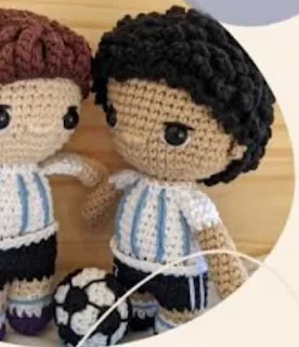 PATRON GRATIS MARADONA AMIGURUMI 70571
