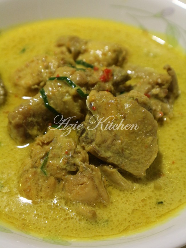 Ayam Masak Lemak Cili Api Yang Sangat Sedap Dan Wajib Cuba Azie Kitchen