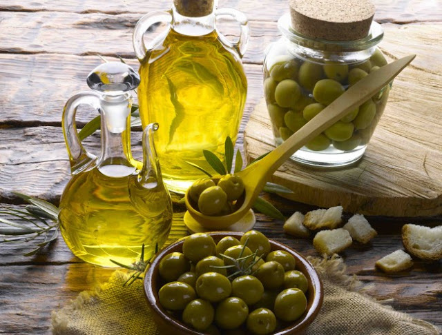 What You Need to Know About Olive Oil