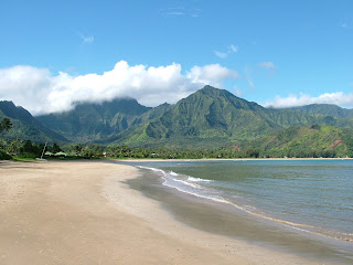 Kauai wedding minister on Hanalei Bay