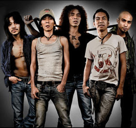 Slank - 5 Grup Band Paling Berpengaruh di Indonesia - www.iniunik.web.id