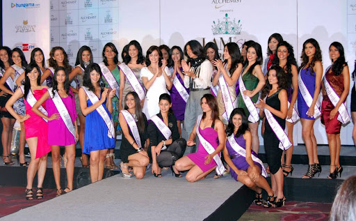 Sushmita Sen and Dia Mirza Unveils 30 Final Contestants