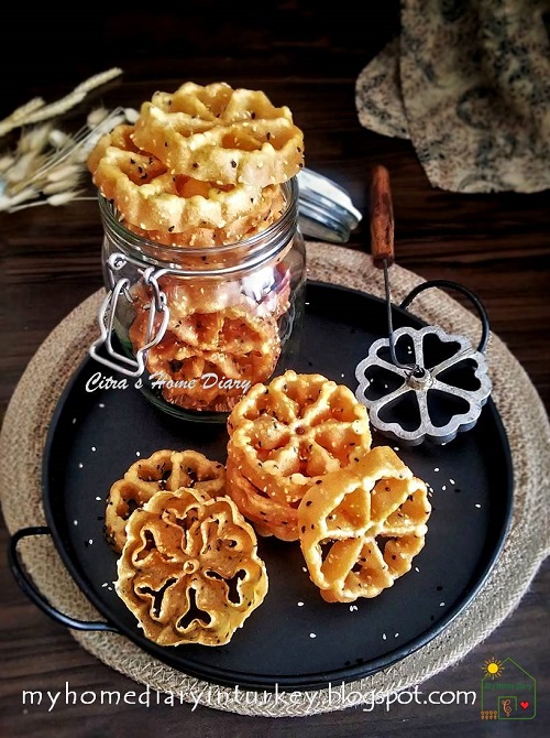 Citra's Home Diary: Kembang Goyang / Rosettes / Honeycomb 