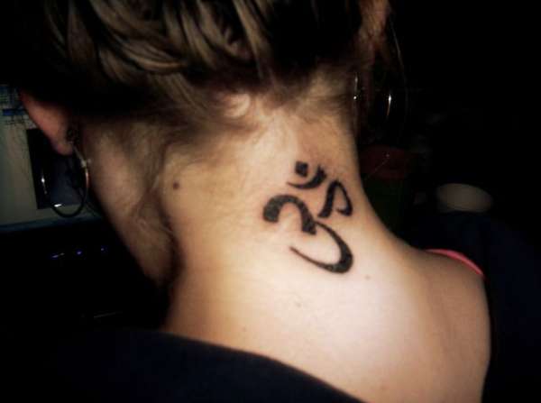 NEW LATEST OM TATTOO FOR WOMAN BACK NECK