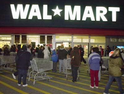 Is walmart open on christmas 2010