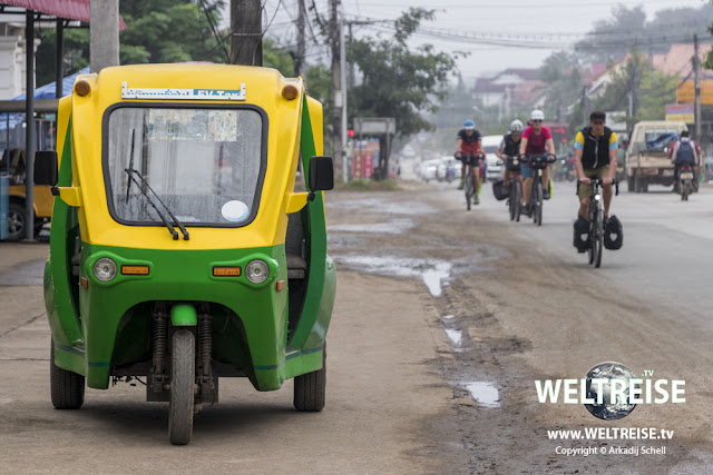 E-Tuk Tuk in Luang Prabang, Laos. www.WELTREISE.tv