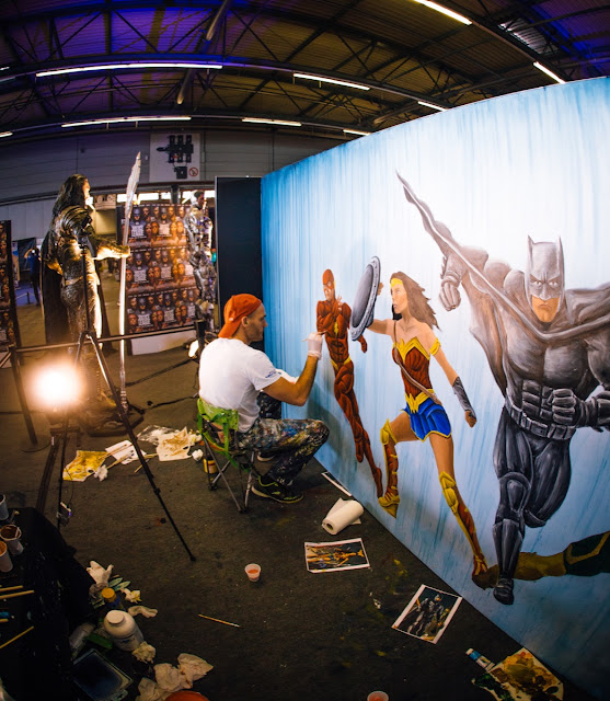 Justice League Movie Release - Ben Heine Art - Warner Bros Belgium - Live Performance - Facts Comic Con - Kinepolis Exhibition 2017